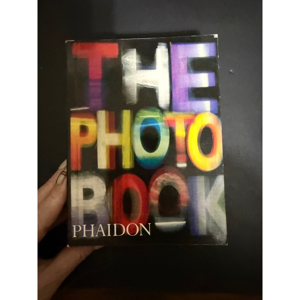 The Photography Book Phaidon Press 2000 Edition Softcover Art History 071483937N